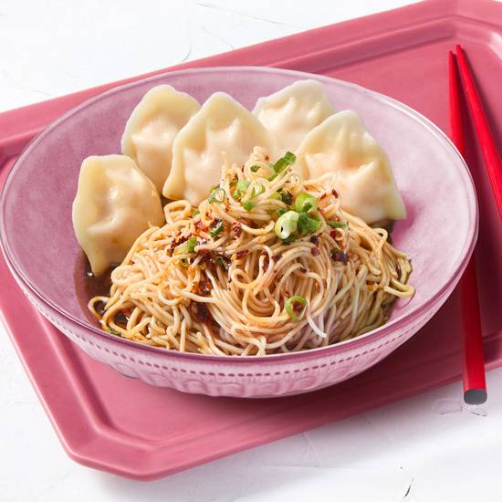 Spicy Chicken & Mushroom Dumpling Noodle  鸡肉冬菇水饺红油燃面